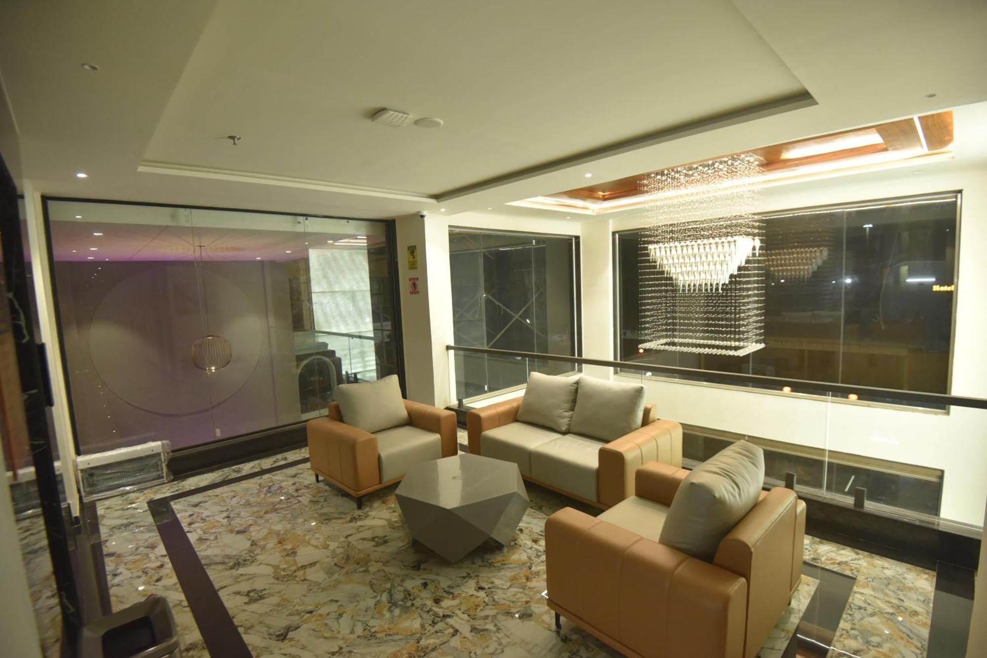 Kings Kraft Tremezzo Inn, Somnāth Εξωτερικό φωτογραφία